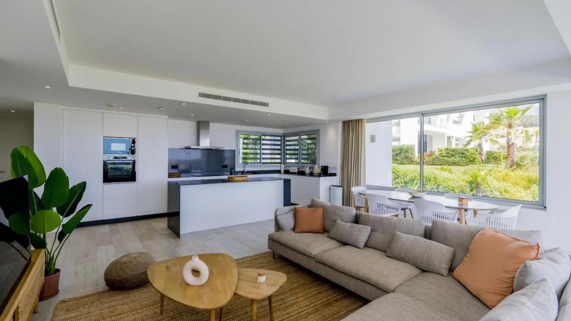 Al-1204 Ground Floor Apartment In Alcazaba Lagoon Estepona