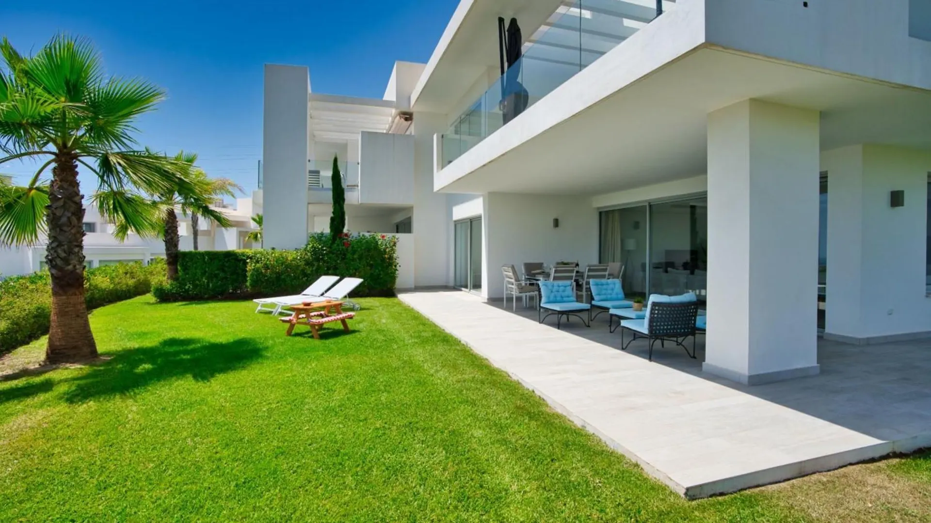 Al-1204 Ground Floor Apartment In Alcazaba Lagoon Estepona Spain
